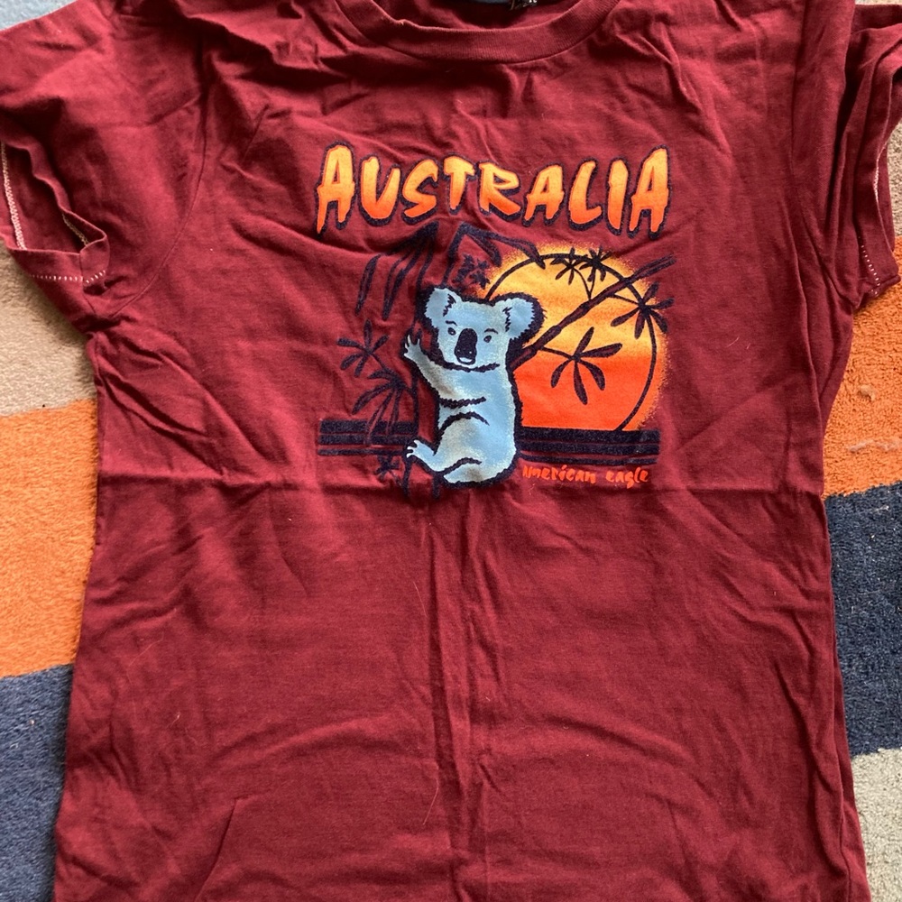 Size small Australia t shirt